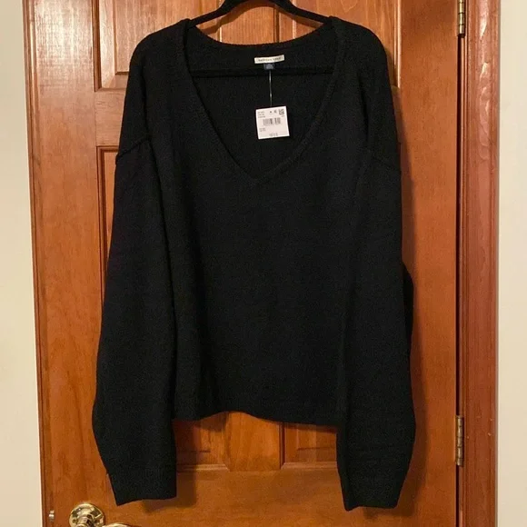 American Eagle Outfitters Black Oversized V-Neck Sweater Size XXL - Picture 1 of 8